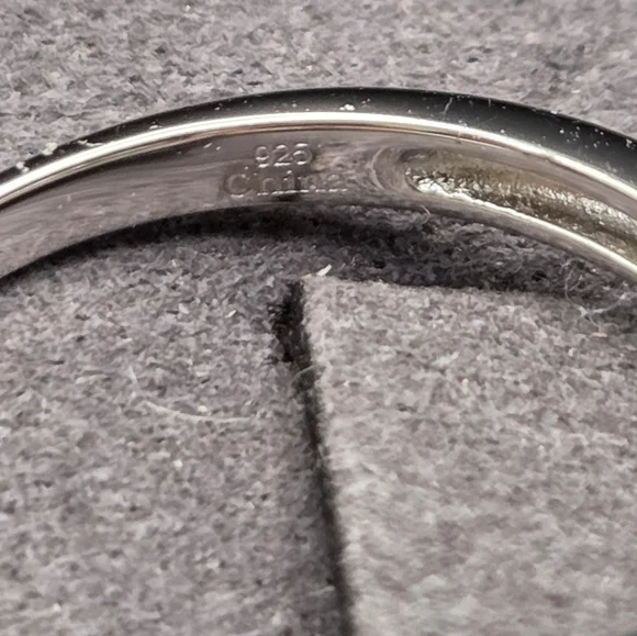 Green Chrome Diopside Rhodium Over Sterling Silver Ring. Size 9 - Picture 3 of 4